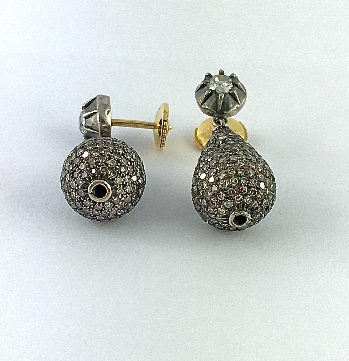 Boucles d'Oreilles Pendants Puces Et Gouttes Pavées De Diamants  Sur Argent Et Or Jaune-photo-6