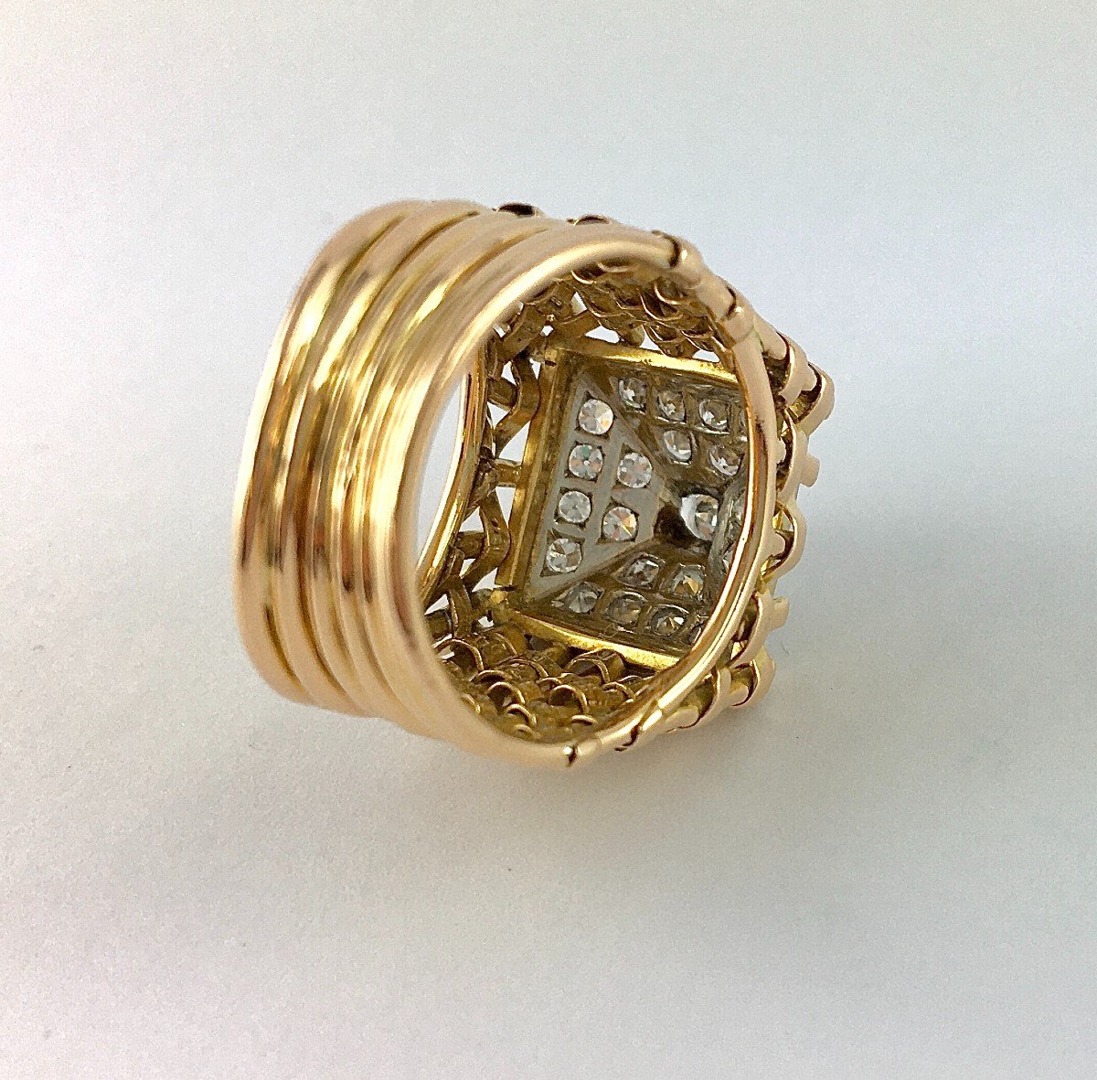 Bague Pyramide De Diamants Sur Platine  Et Tressage Or Rose   Années 50-photo-7