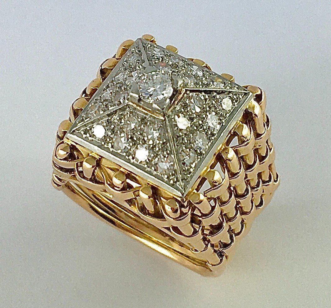 Bague Pyramide De Diamants Sur Platine  Et Tressage Or Rose   Années 50