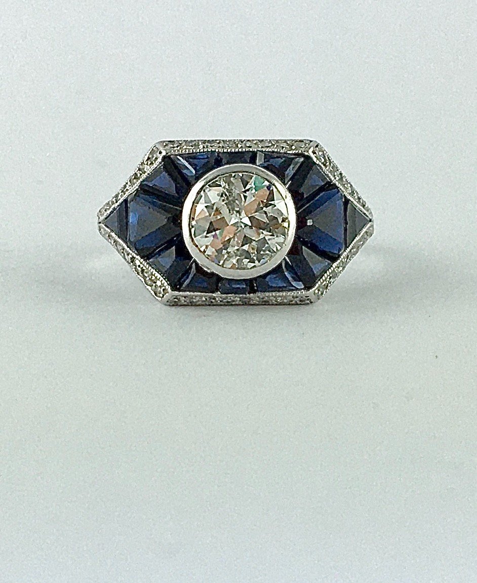 Art Deco Signet Ring With Old Cut Diamond And Mystery Set Sapphires On Platinum-photo-4