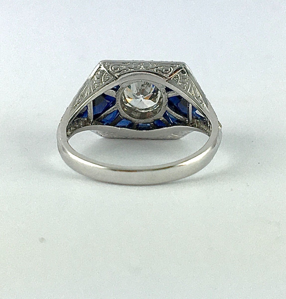 Art Deco Signet Ring With Old Cut Diamond And Mystery Set Sapphires On Platinum-photo-6