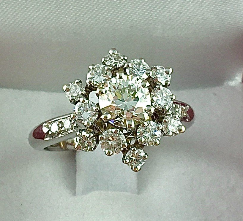 Marguerite Snowflake Ring Old Cut Diamond Surrounded By Brilliant Cut Diamonds On White Gold-photo-3