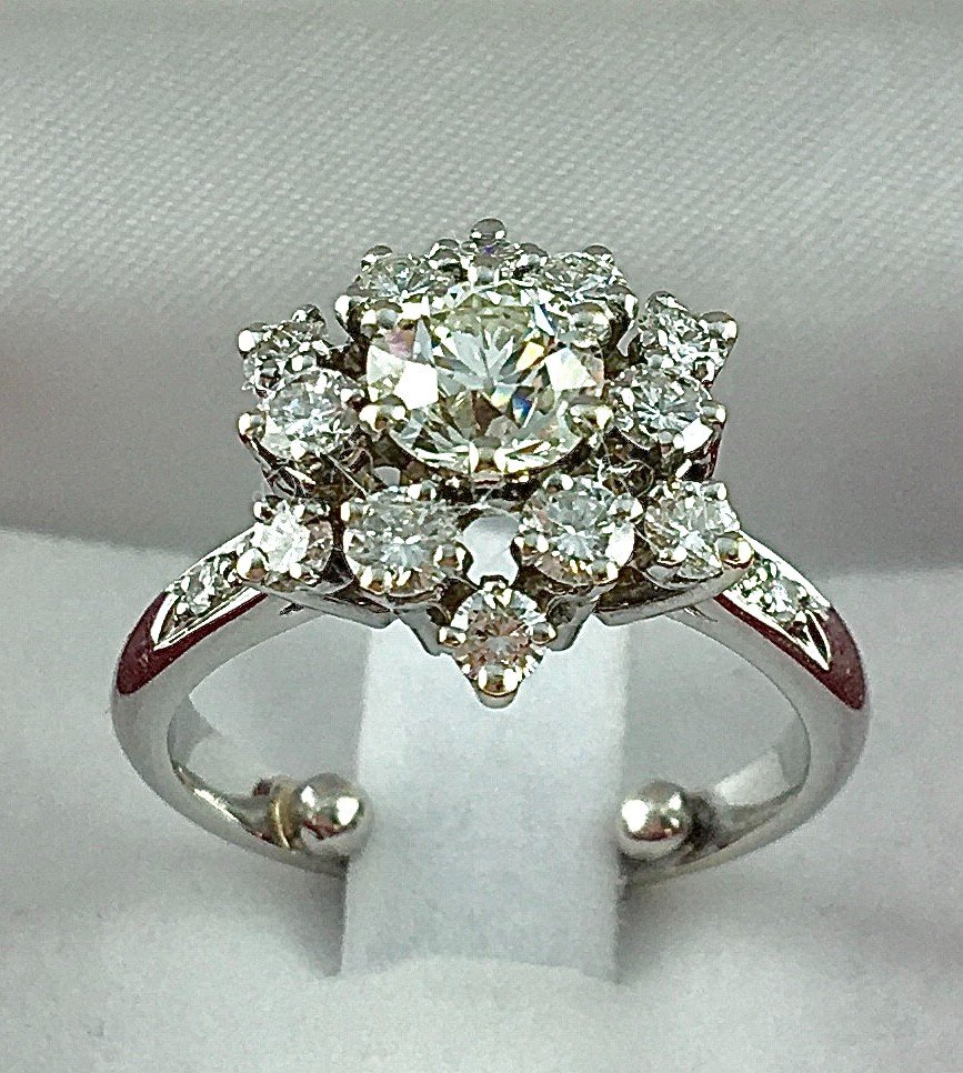 Marguerite Snowflake Ring Old Cut Diamond Surrounded By Brilliant Cut Diamonds On White Gold-photo-4