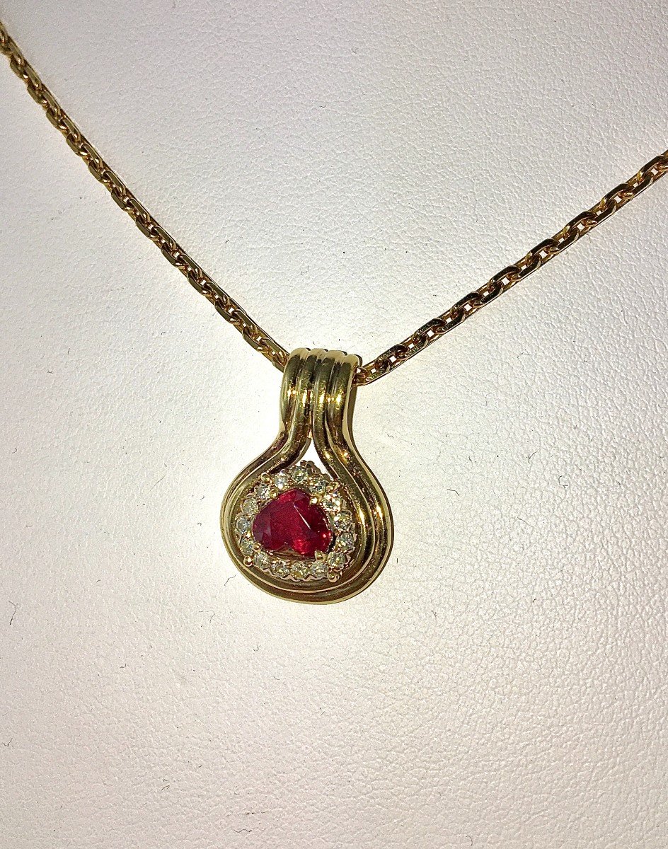 Ruby Drop Pendant Surrounded By Diamonds On Yellow Gold-photo-3