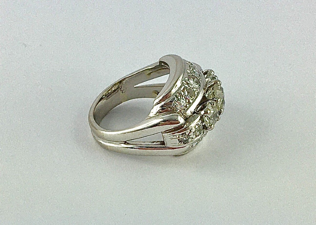 Art Deco Style Ring With Old Garter Cut And Brilliant Cut Diamonds In White Gold-photo-4