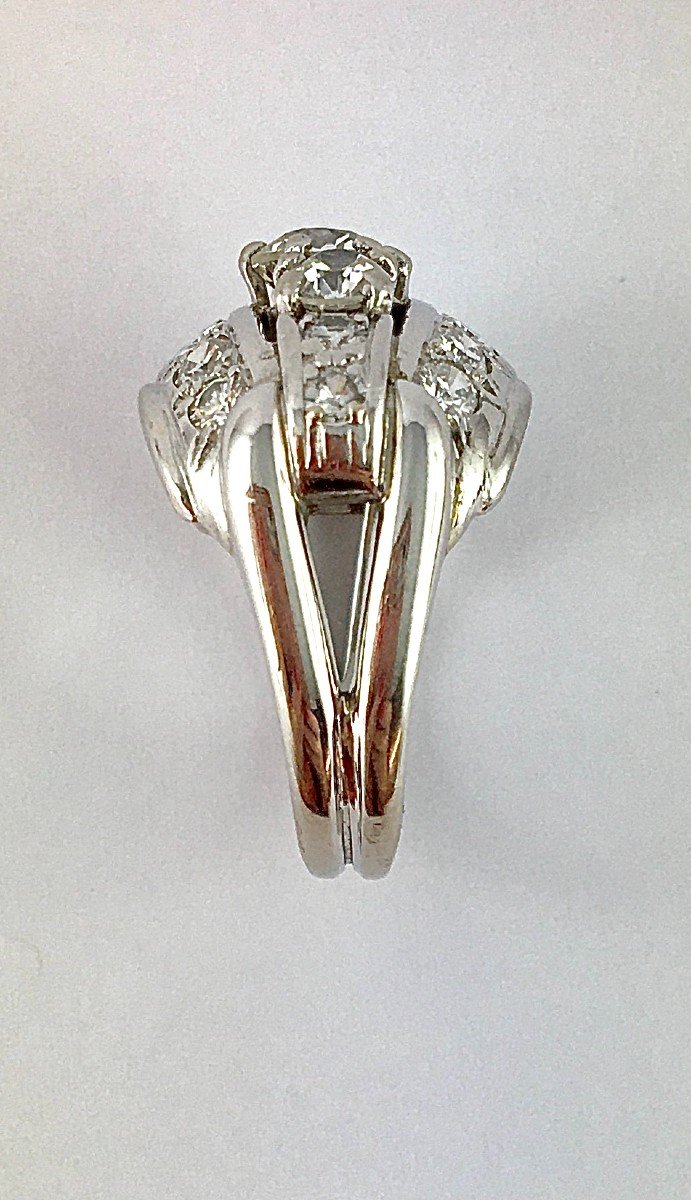 Art Deco Style Ring With Old Garter Cut And Brilliant Cut Diamonds In White Gold-photo-5