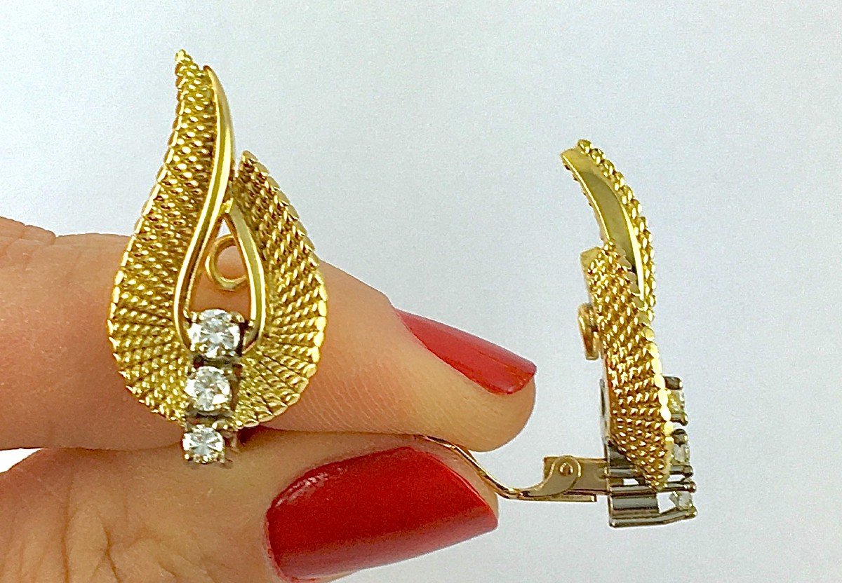 50s Scroll Clip-on Earrings Diamonds On Yellow And White Gold-photo-3