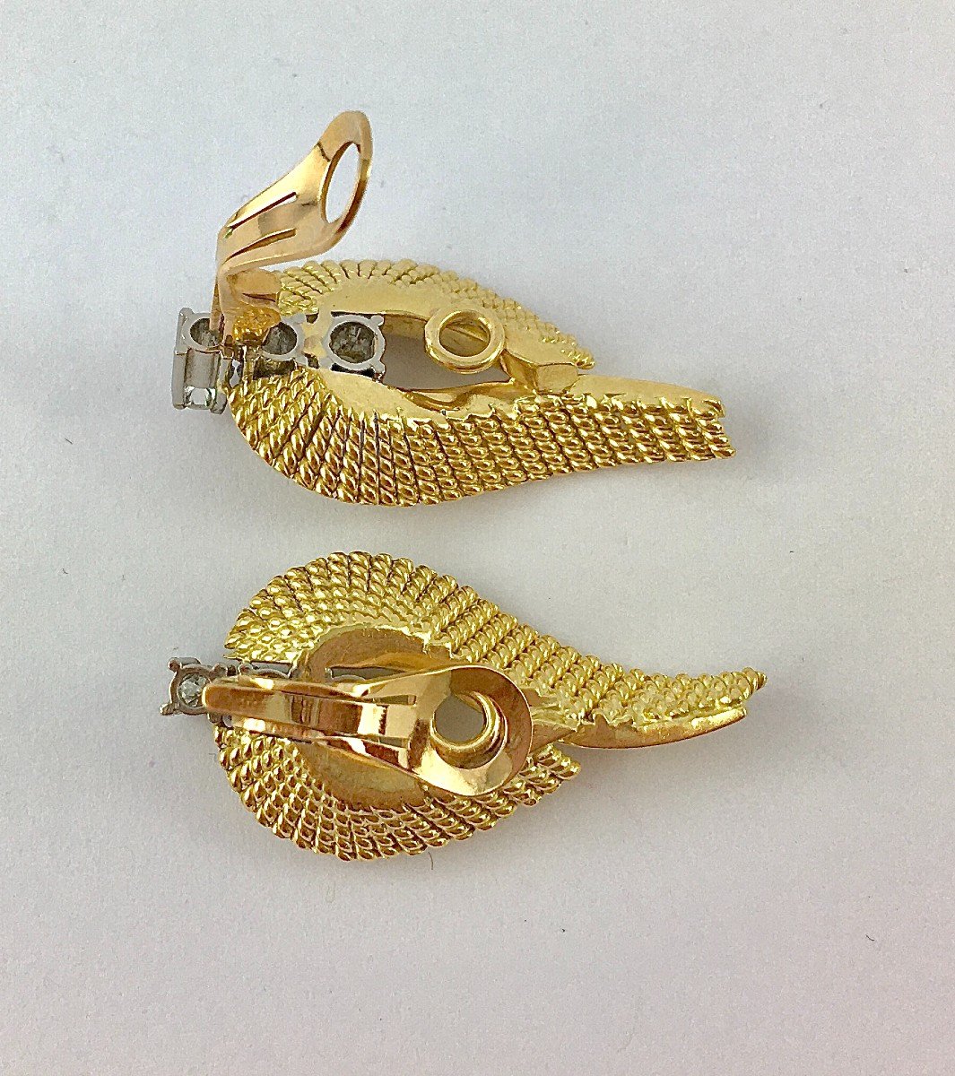 50s Scroll Clip-on Earrings Diamonds On Yellow And White Gold-photo-7