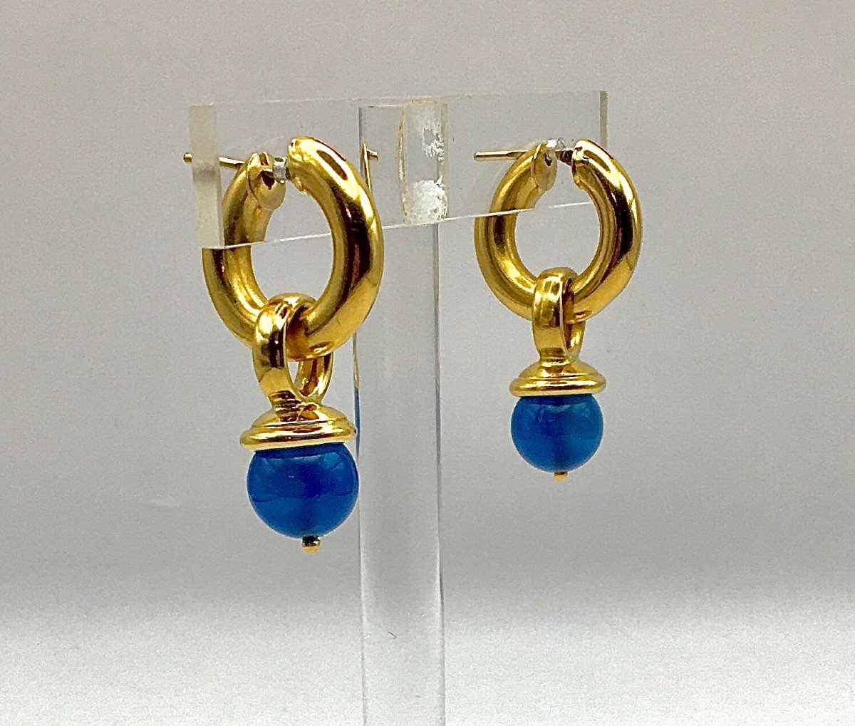 Removable Blue Agate Tassel Hoop Earrings In Yellow Gold-photo-1