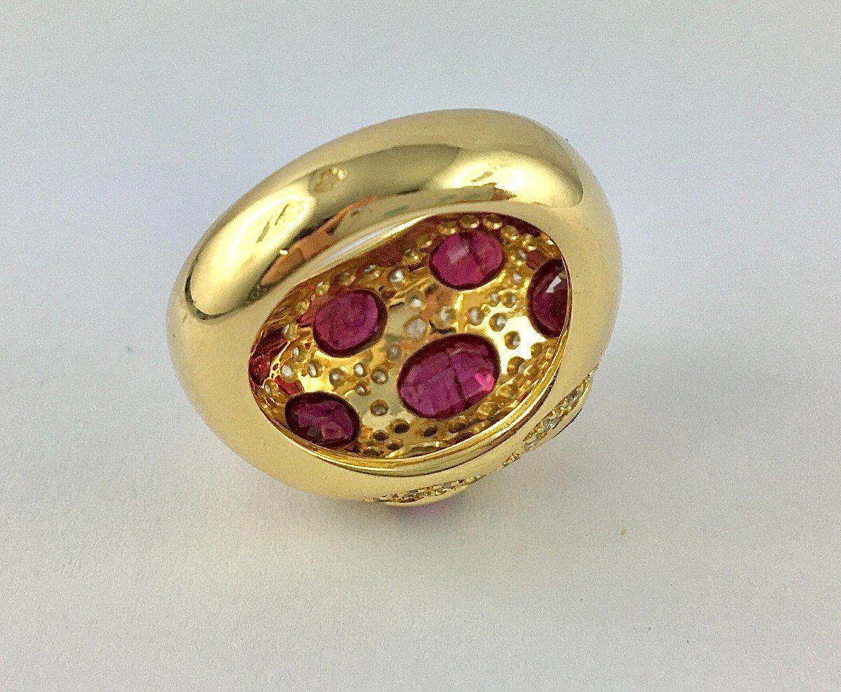 Bague Boule Rubis  Et Pavage De Diamants Sur Or Jaune-photo-8