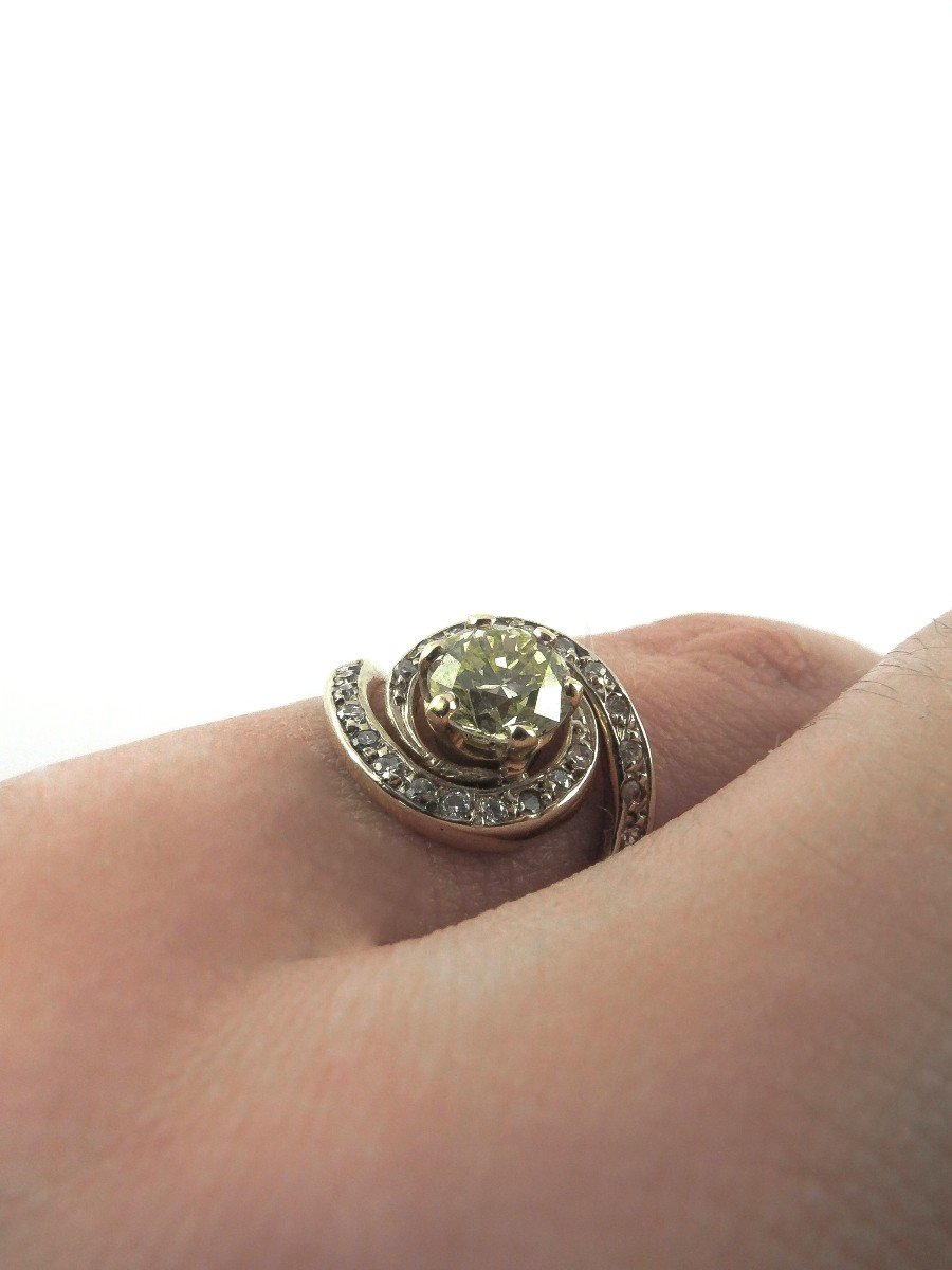 Bague Tourbillon Diamant Jaune  Taille Brillant Sur Or Jaune-photo-4