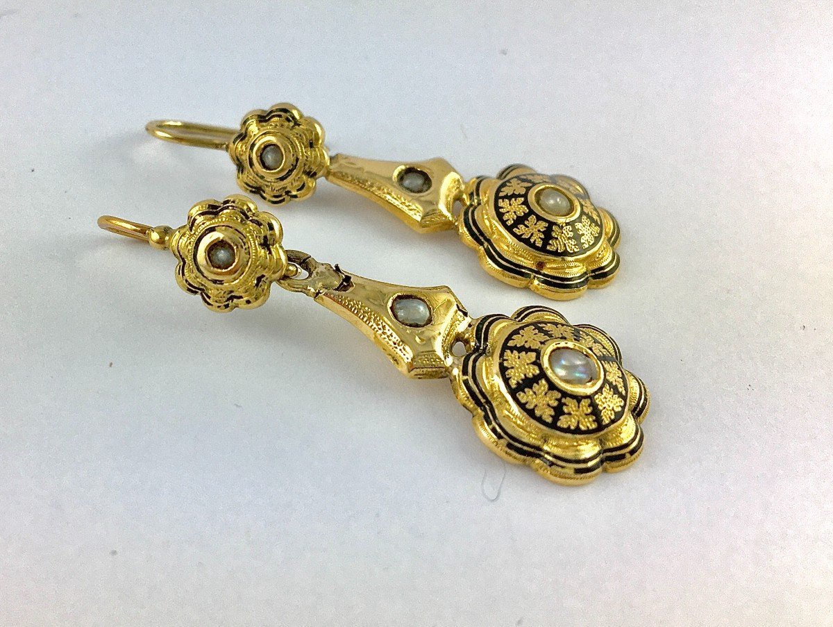 Boucles d'Oreilles Pendants Email Noir Et Perles Fines Sur Or Jaune Napoléon III (Napoléon 3)-photo-5