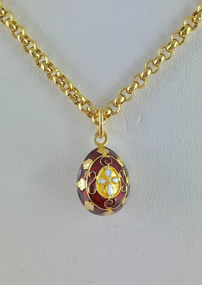 Russian Egg Pendant Red Enamel White Cross Faberge Style On Yellow Gold-photo-1