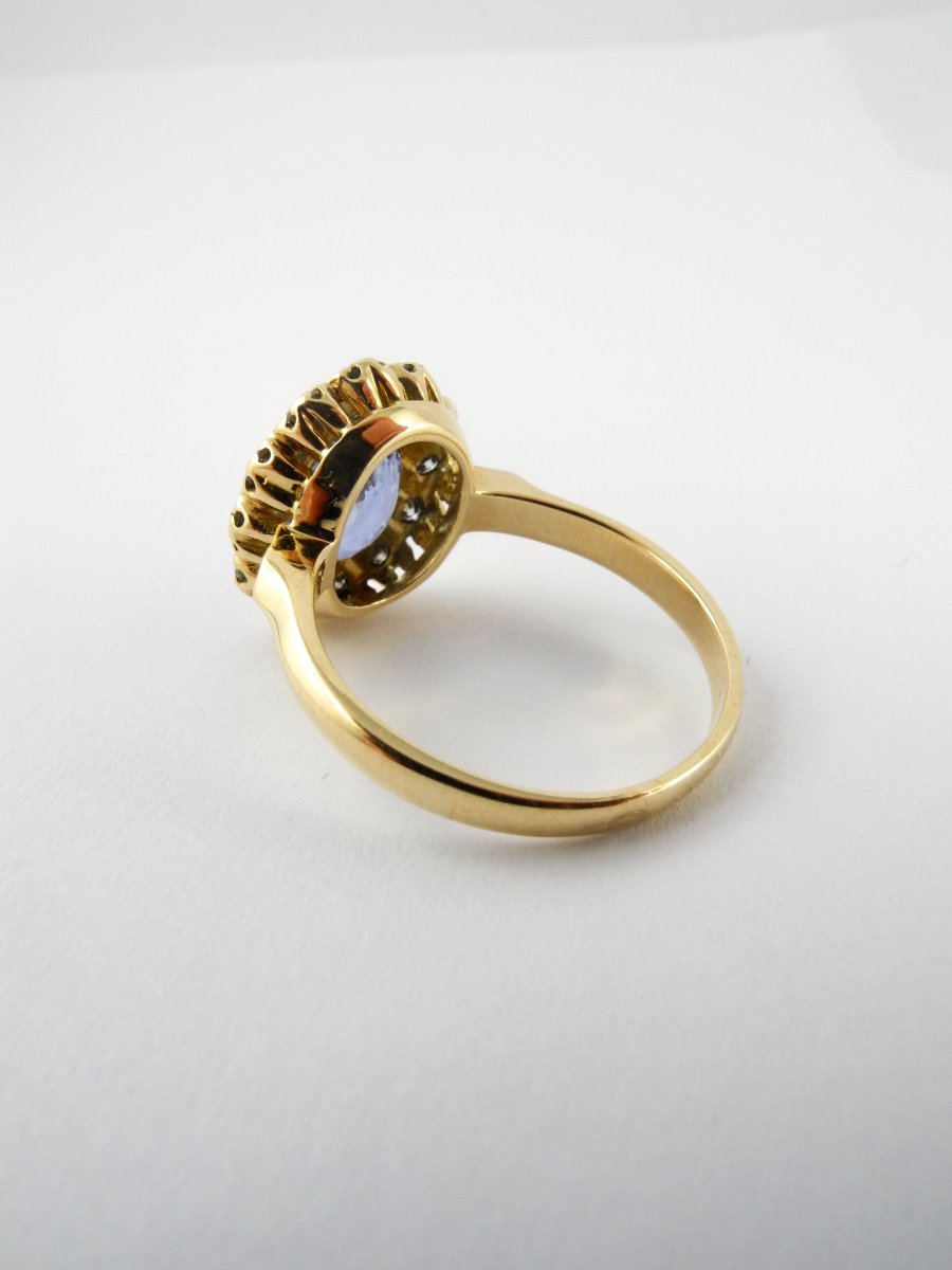 Pompadour Ring Blue Sapphire Ceylon Type Entourage Diamonds On Yellow Gold-photo-5