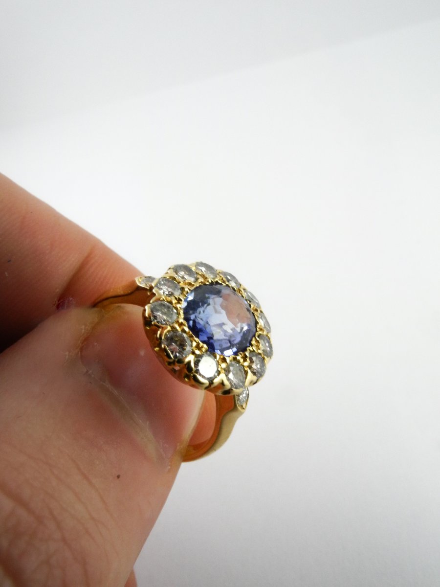 Pompadour Ring Blue Sapphire Ceylon Type Entourage Diamonds On Yellow Gold-photo-7