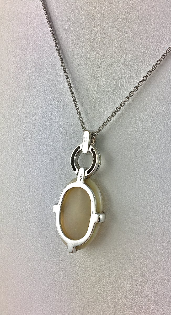 Opal And Diamond Pendant In White Gold-photo-5