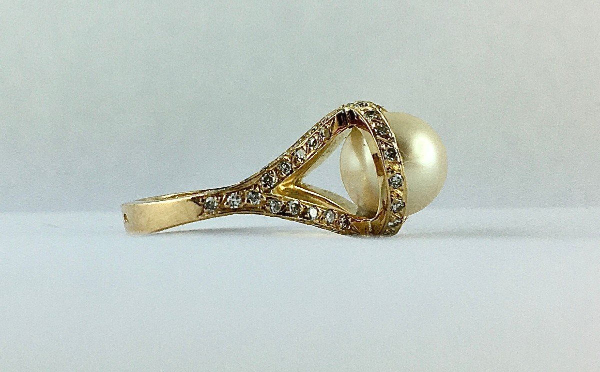 Yellow Gold Solitaire Ring With Japanese Cultured Pearl And Diamonds-photo-1