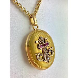 Napoleon III Monogram Opening Medallion Fine Pearls And Rubies / Yellow Gold, Sentimental Jewel