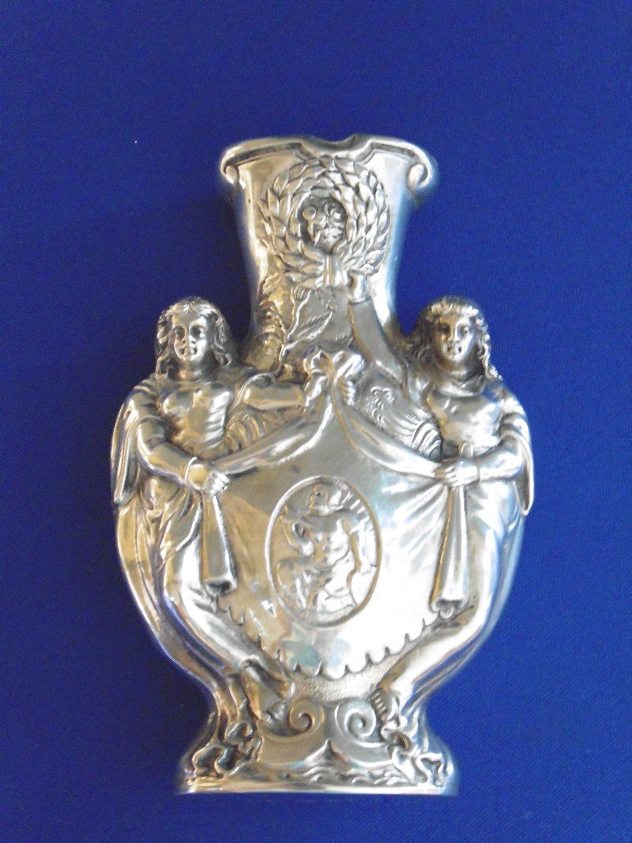 Vase En Argent Massif