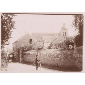 Photographie originale par Emile Zola - Cycliste dans une rue à Médan - Fiacre