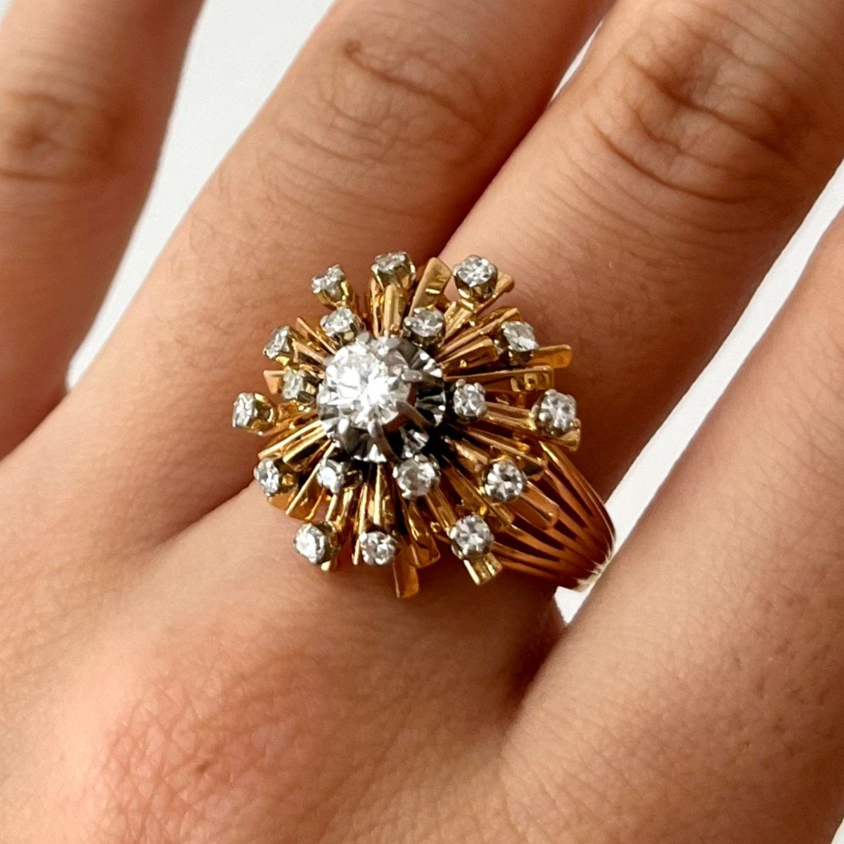 18k Yellow Gold And Diamond Ring. 1960s.-photo-1