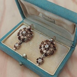 Isabelines Earrings. End Of The 19th Century. 18k Yellow Gold And Rose Cut Diamonds.