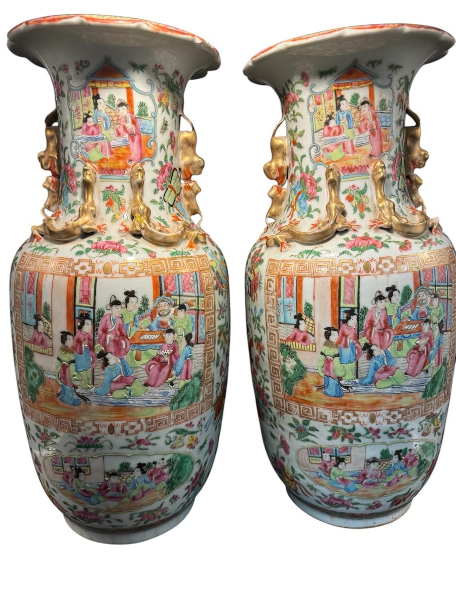 Paire De Vase En Porcelaine De Canton