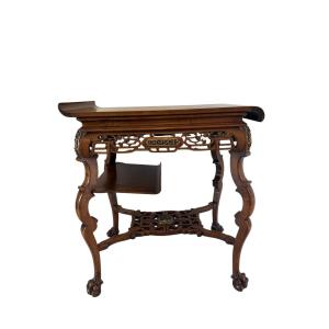 Viardot Tea Table