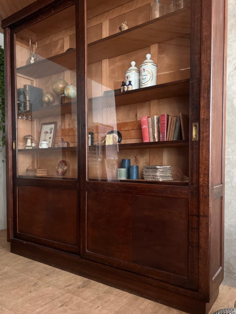 Oak Display Cabinet -photo-2