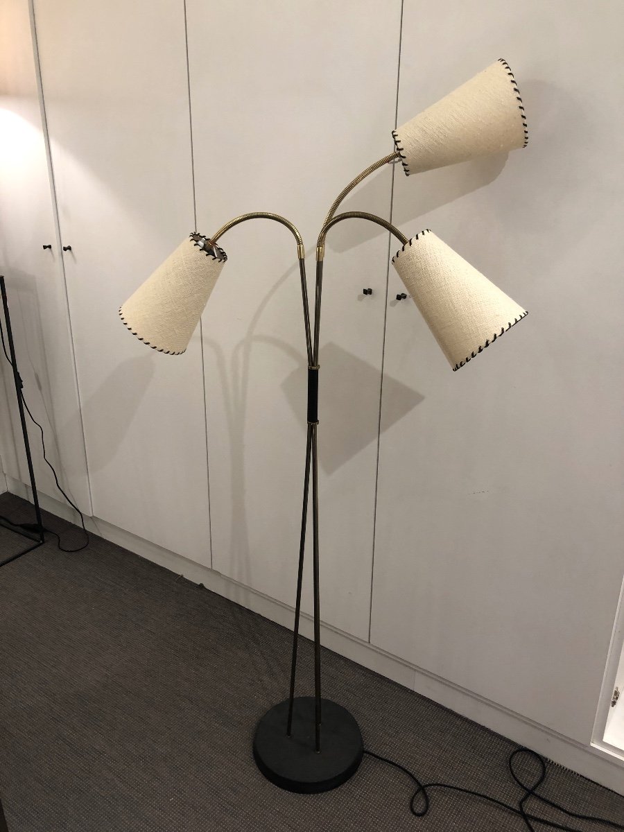 Articulated Tripod Floor Lamp-photo-5