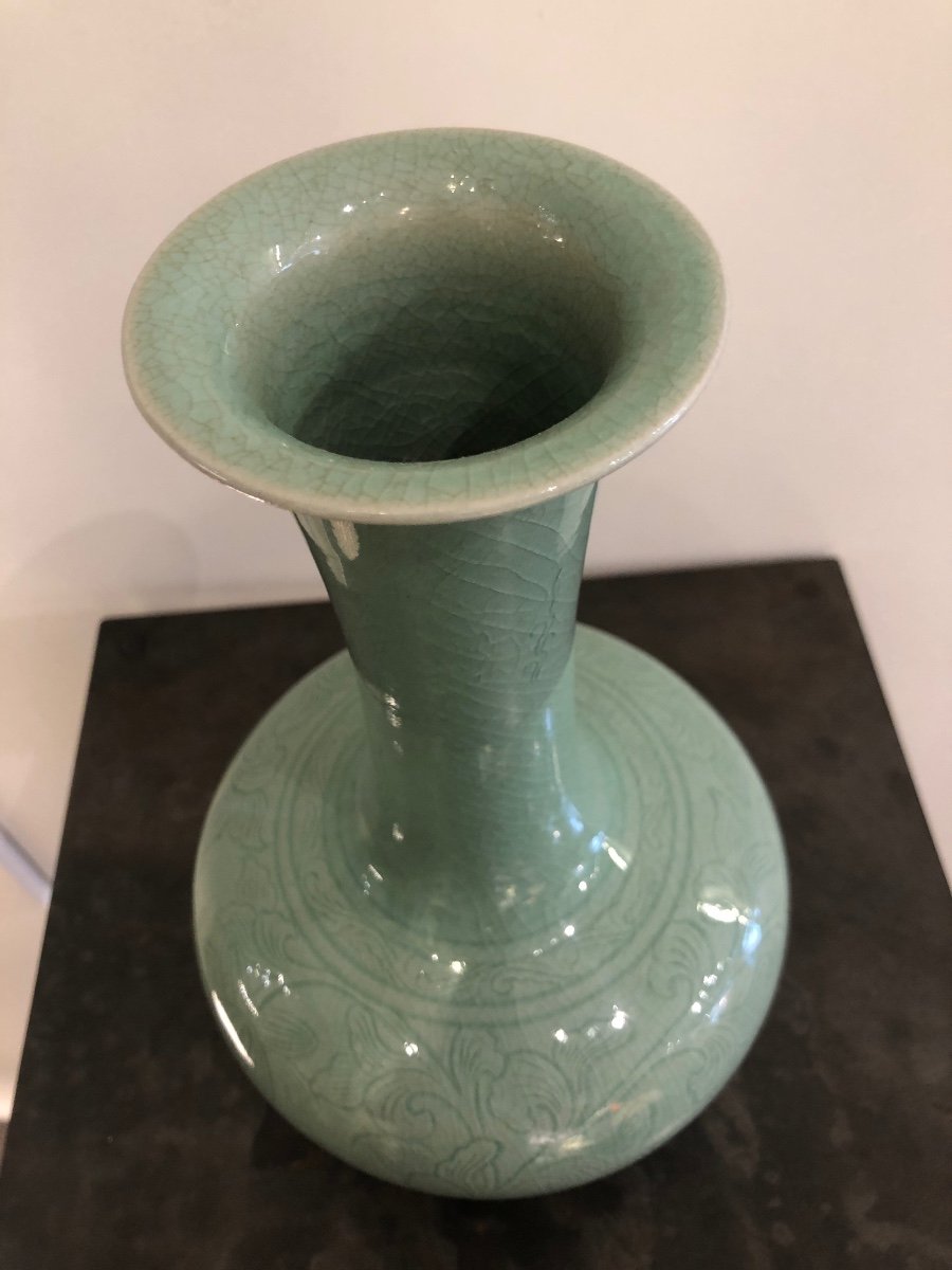 Korean Celadon Vase -photo-3