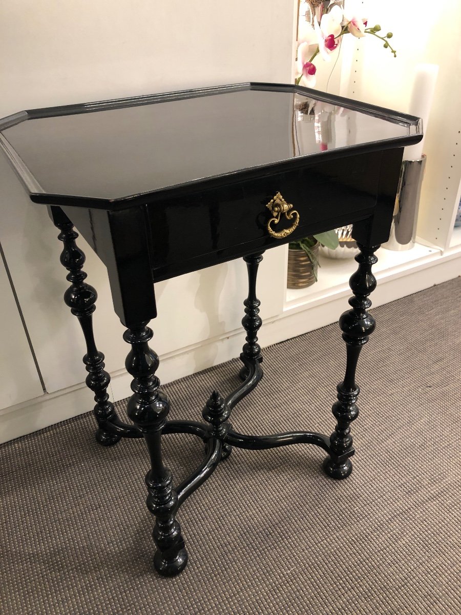 Henri II Black Lacquered Table -photo-3