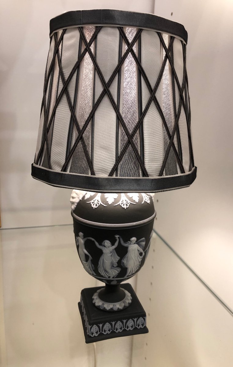 Wedgwood Lamp 