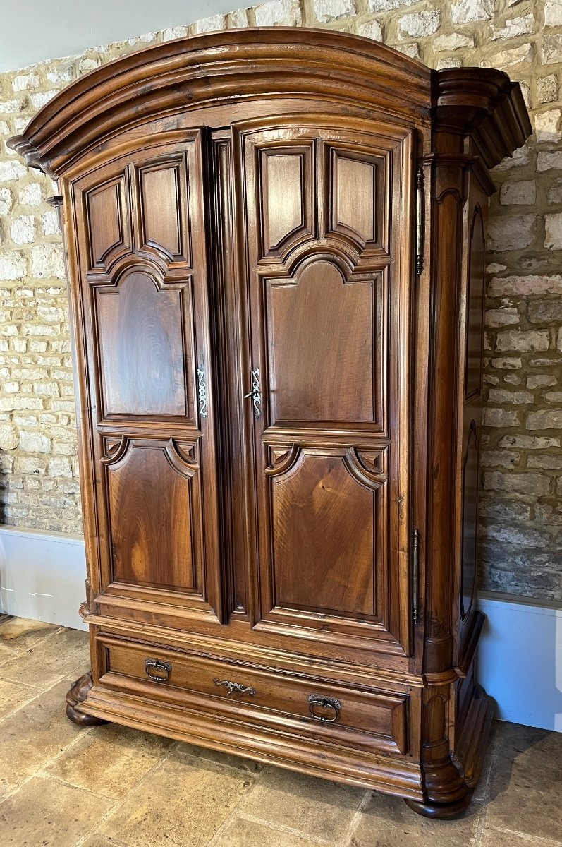 Exceptionnelle Armoire Pantalonniere Louis XIV en noyer-photo-4