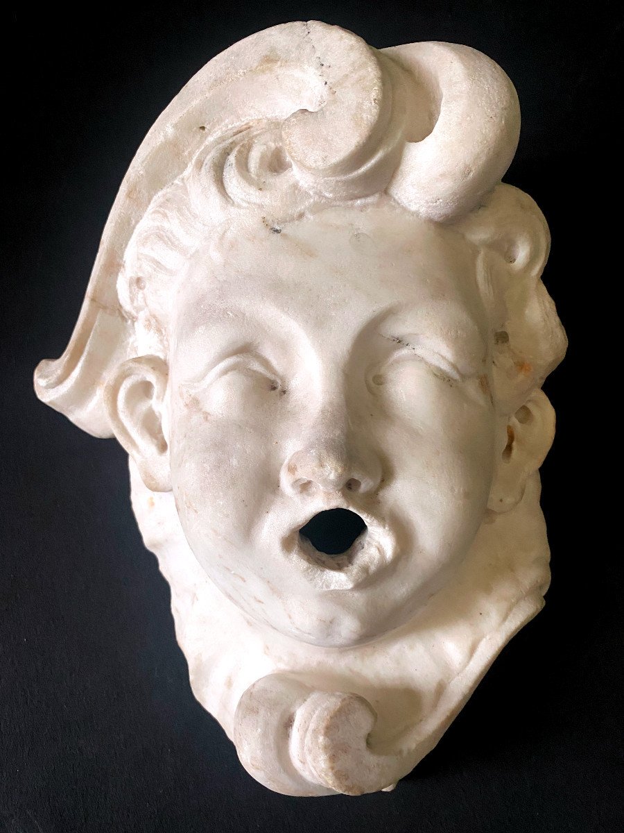 Mascaron De Fontaine Au Putti En Marbre 