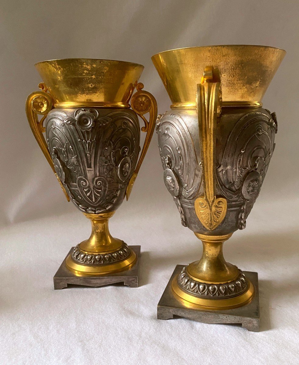 Pair Of Vases Signed Oudry In Gilt And Silver Bronze-photo-2