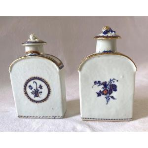 Compagnie Des Indes Pair Of Porcelain Tea Flasks