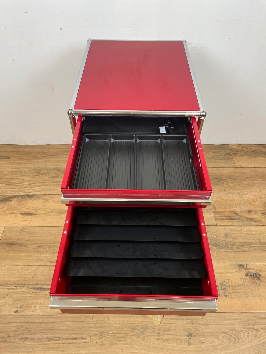 Red Usm Rolling Box-photo-1