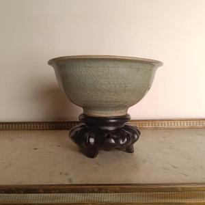 China, Ming Dynasty, Longquan Kilns, Rare Export Celadon Bowl