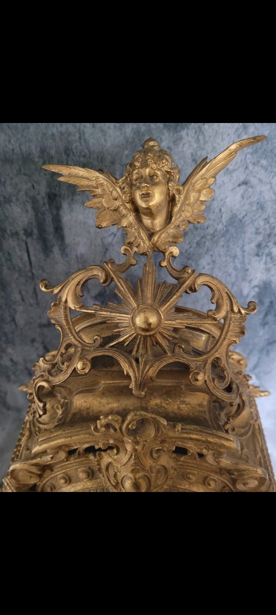 Imposing Louis XV Gilt Bronze Clock-photo-1