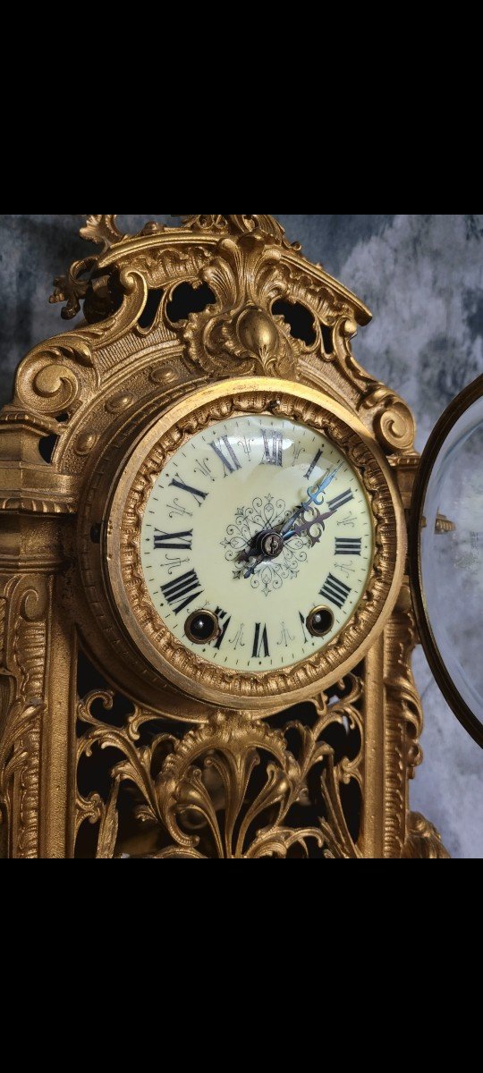 Imposing Louis XV Gilt Bronze Clock-photo-3