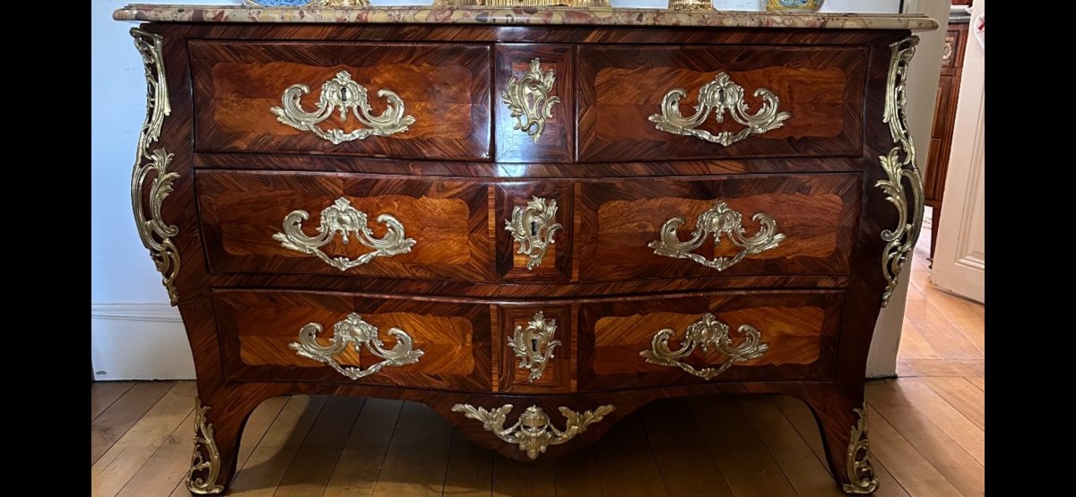 Louis XV Period Chest Of Drawers 