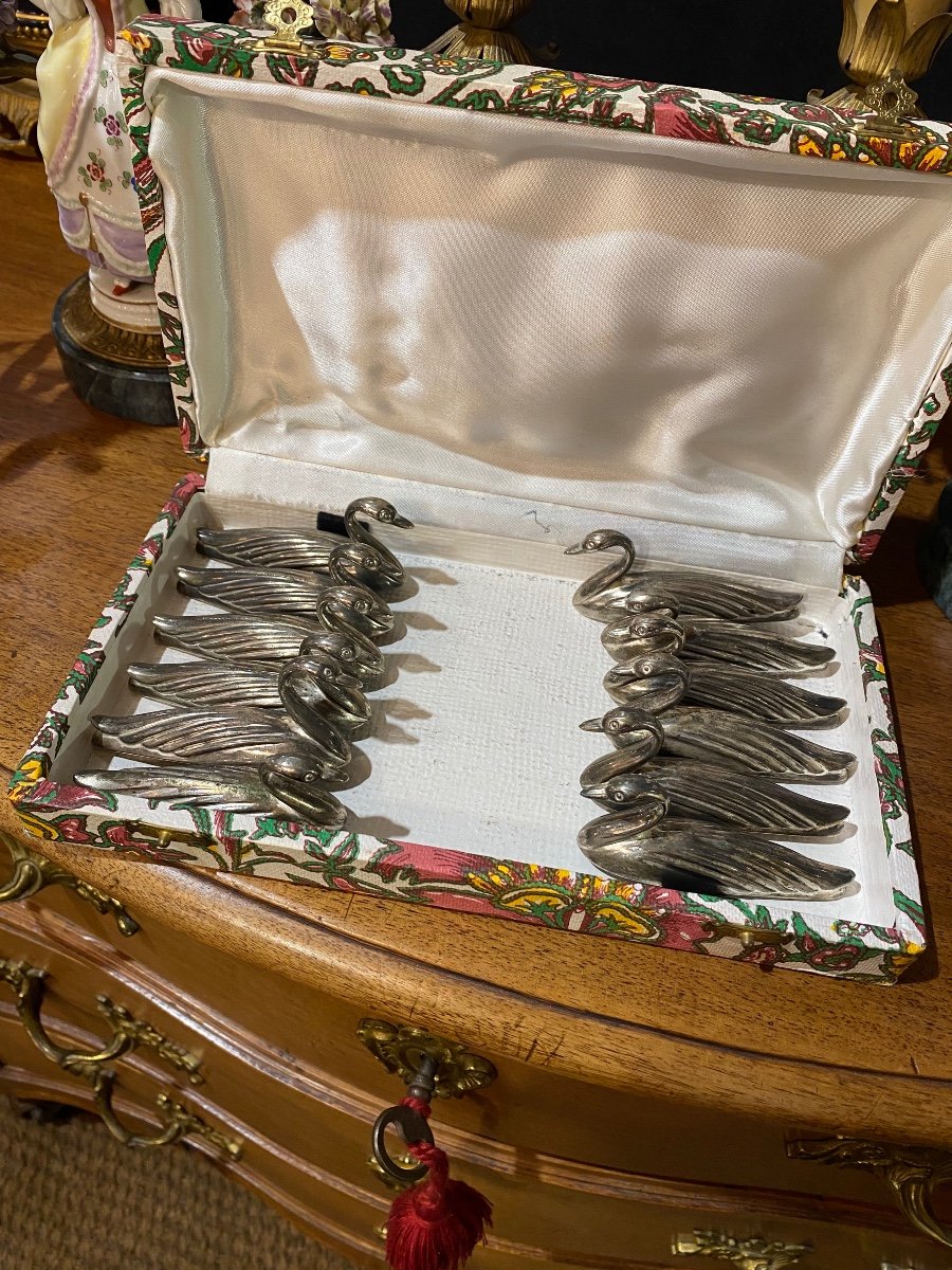 Silver Metal Knife Holder