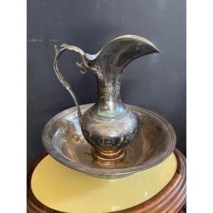 Important Ewer And Its Silver-plated Bronze Basin 