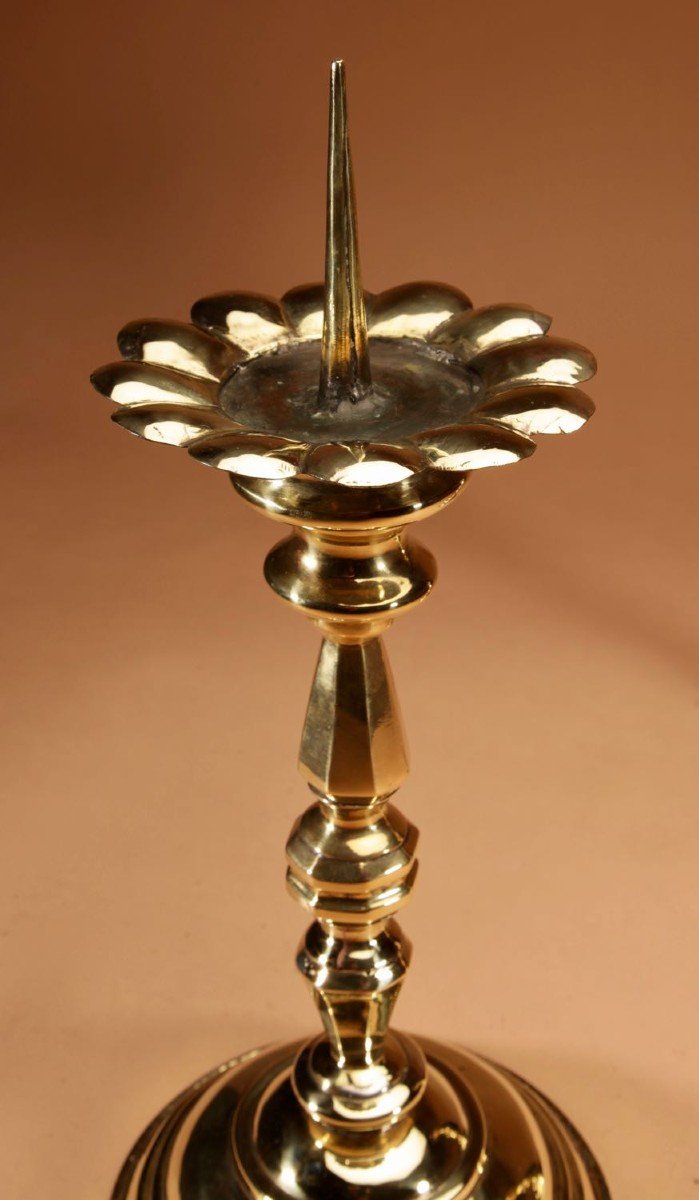 A Pair Of Brass Pricket Candle Sticks, 18th Century.-photo-3