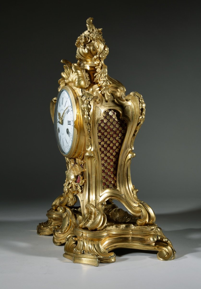 St. Germain Very Elegant And Important French Louis Quinze Clock, Circa 1750-photo-3