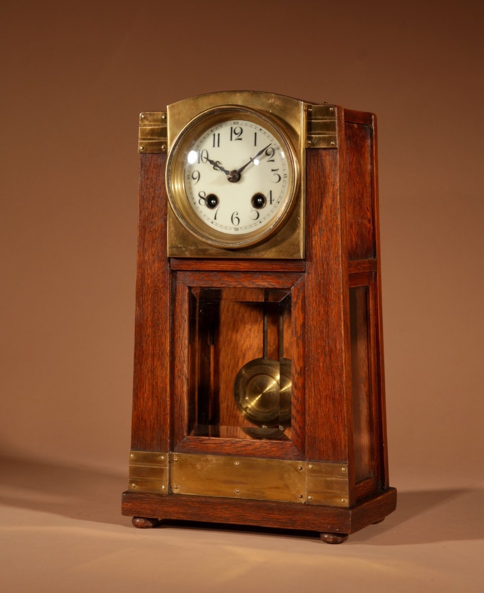 Gustav Serrurier-bovy (1858-1910) A Rare Oak And Brass Clock Garniture, Circa 1900-10.-photo-2