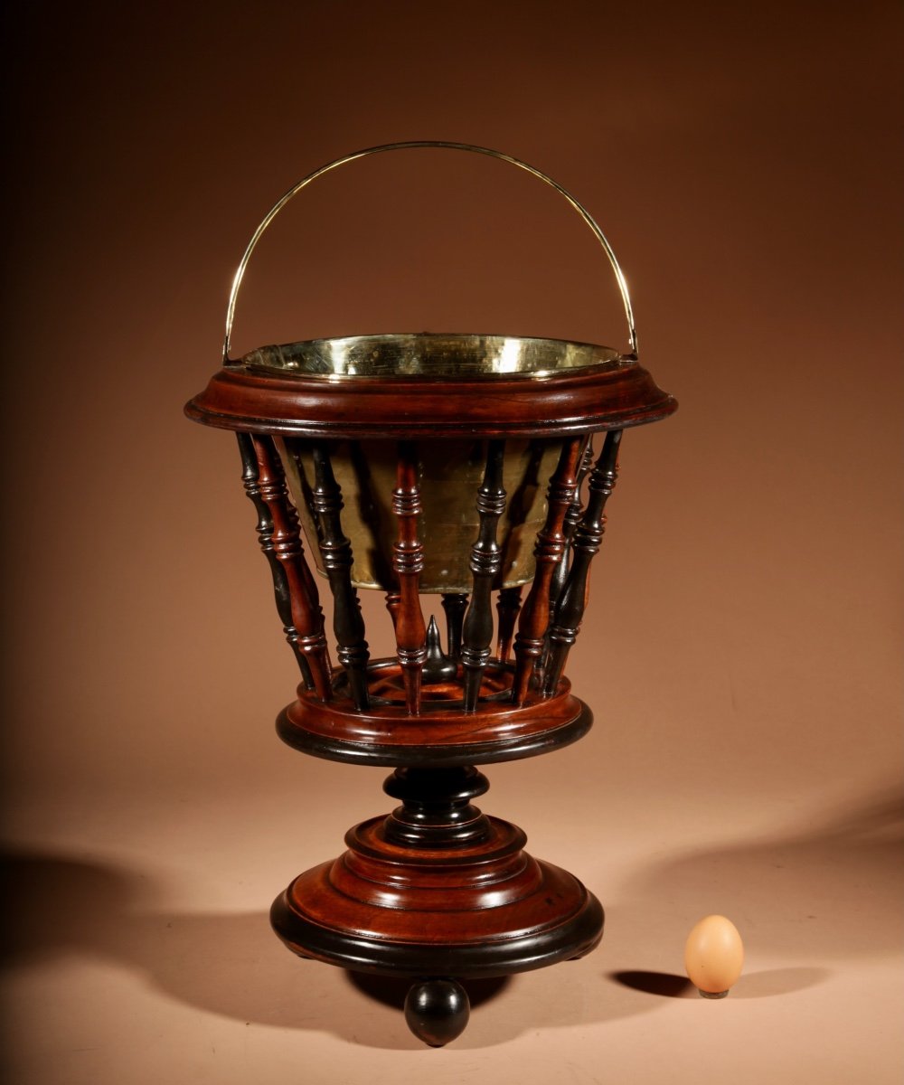 A Beautiful Walnut And Ebonised Tea Stove Bucket/planter/peat Bucket Planter.