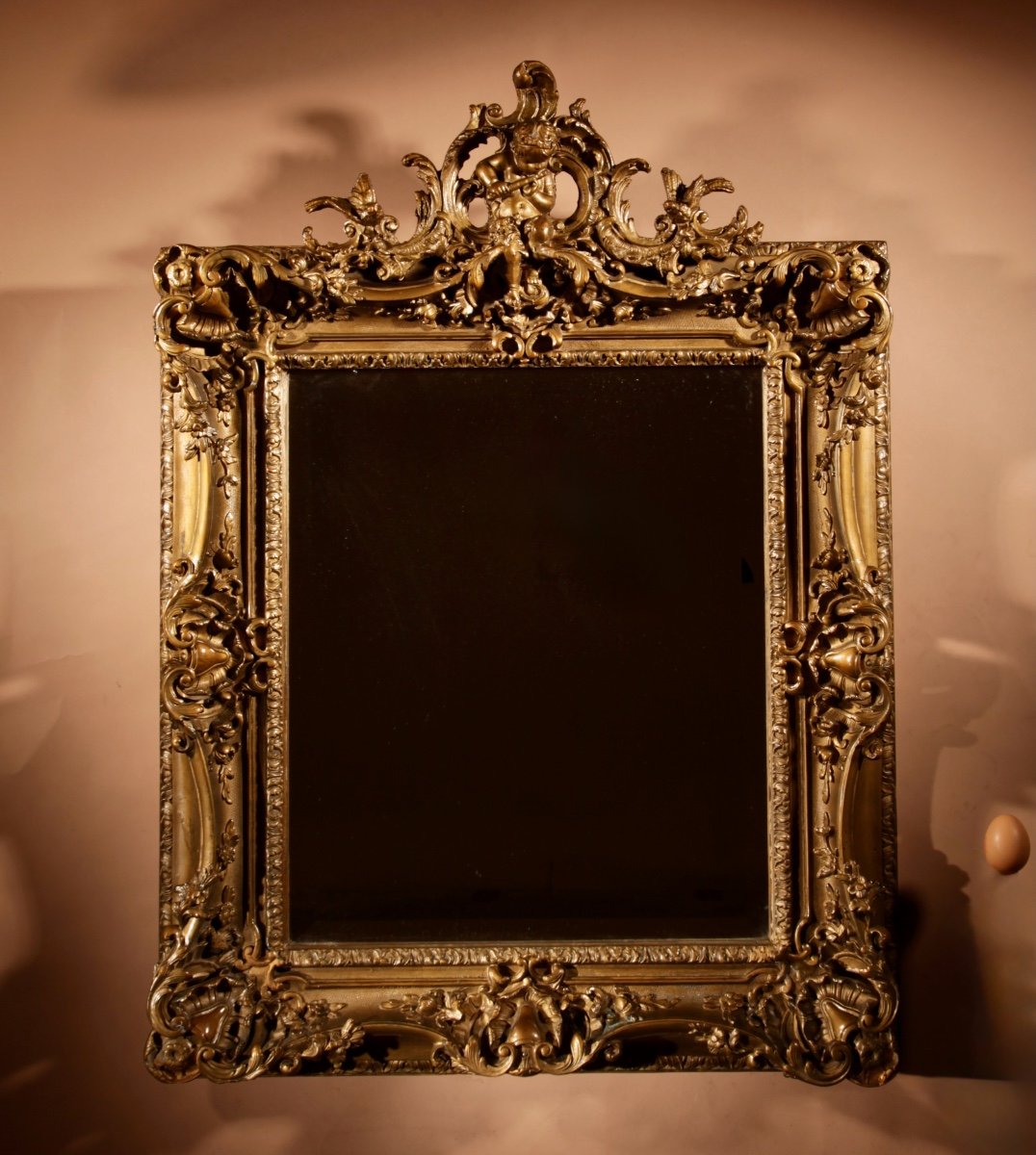 Miroir Original Très Impressionnant En Bois Doré Et Gesso De Style Louise Quinze XV, Vers 1900.