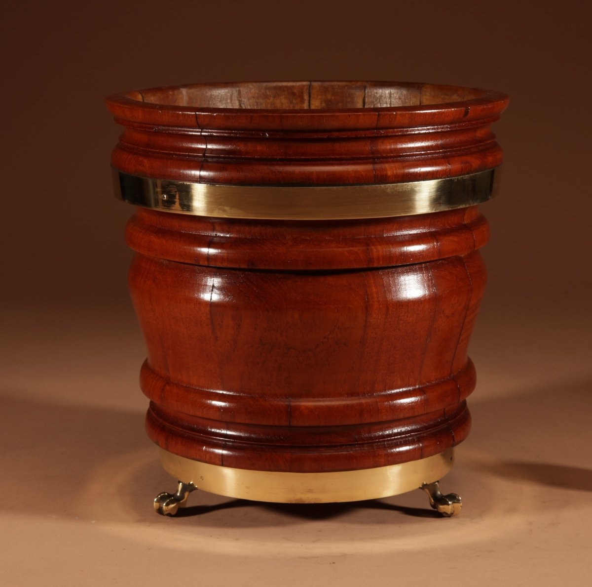 A Very Decorative Dutch Planter/planter In Mahogany/walnut.-photo-4